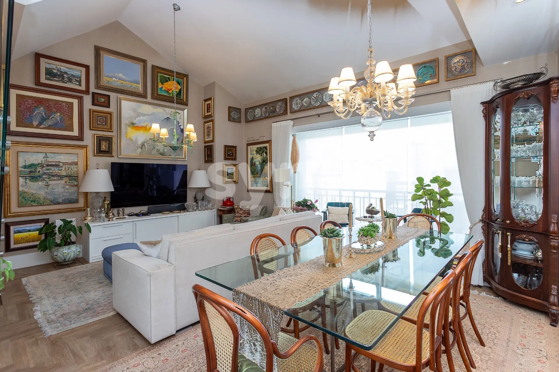 3-bedroom top-floor apartment with gas kitchen — photo 14
