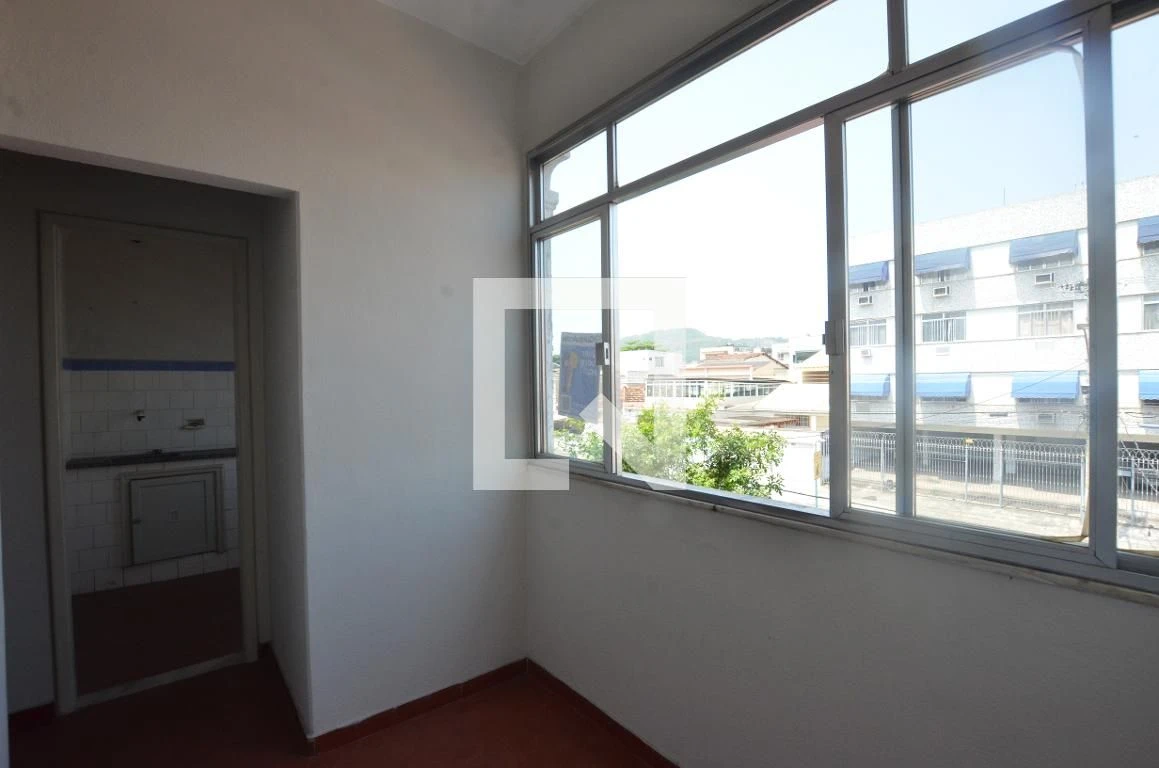 Rental apartment with 2 bedrooms and 1 bathroom — photo 36