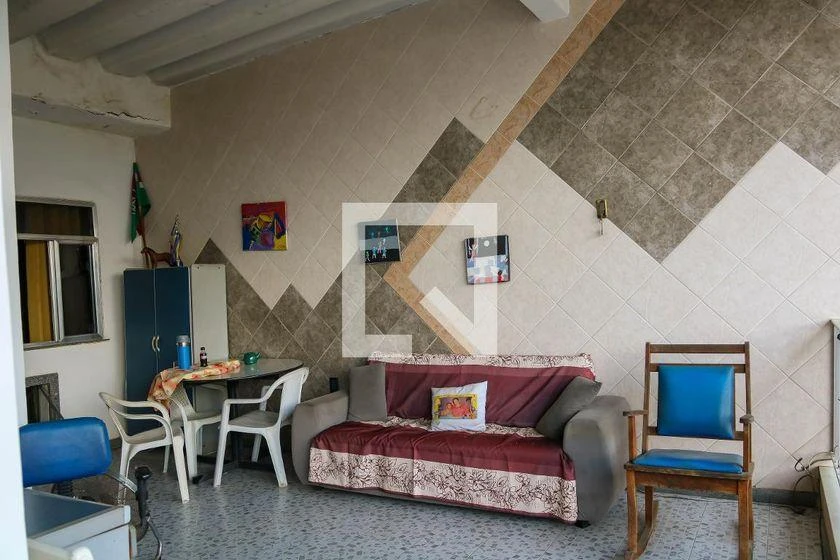 Furnished house with 4 bedrooms and 550 m² with air conditioning — photo 28