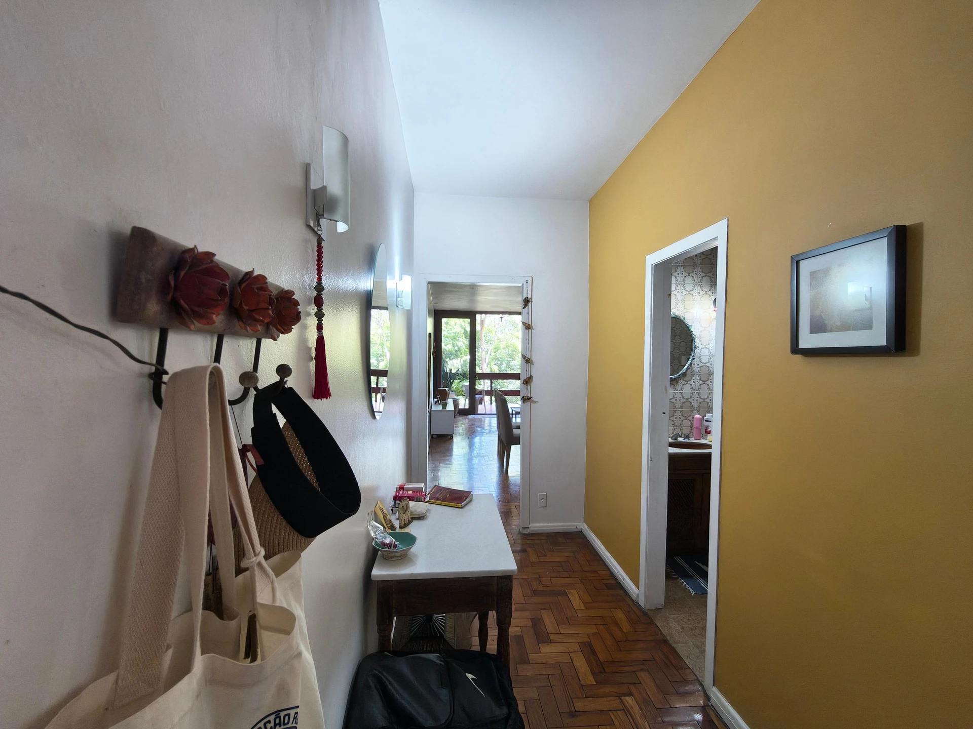 Furnished house with 3 bedrooms and enclosed balcony — photo 43