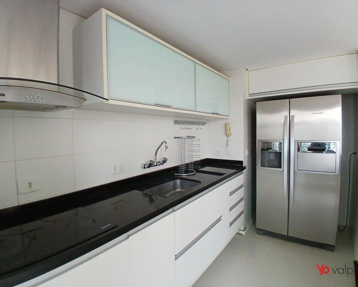 Home office in a 2-bedroom apartment, 105 m² — photo 20