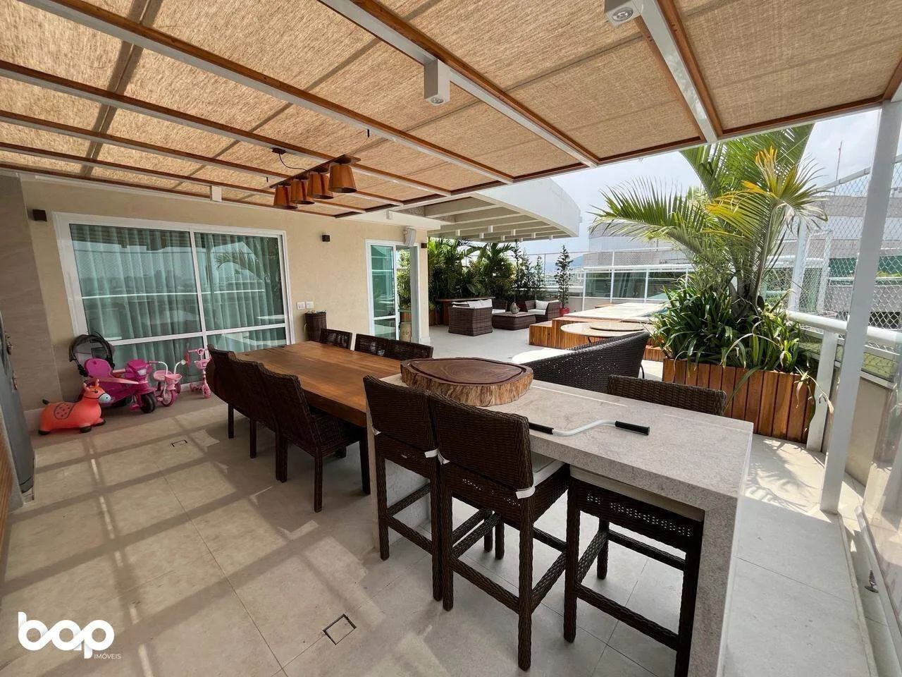 Furnished 3-bedroom apartment with a gas open-plan kitchen — photo 22