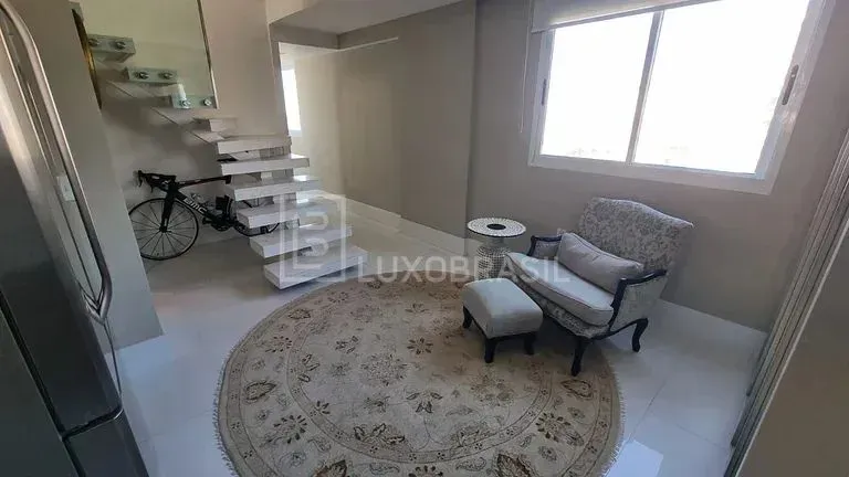 Furnished apartment with 3 bedrooms and water view — photo 9