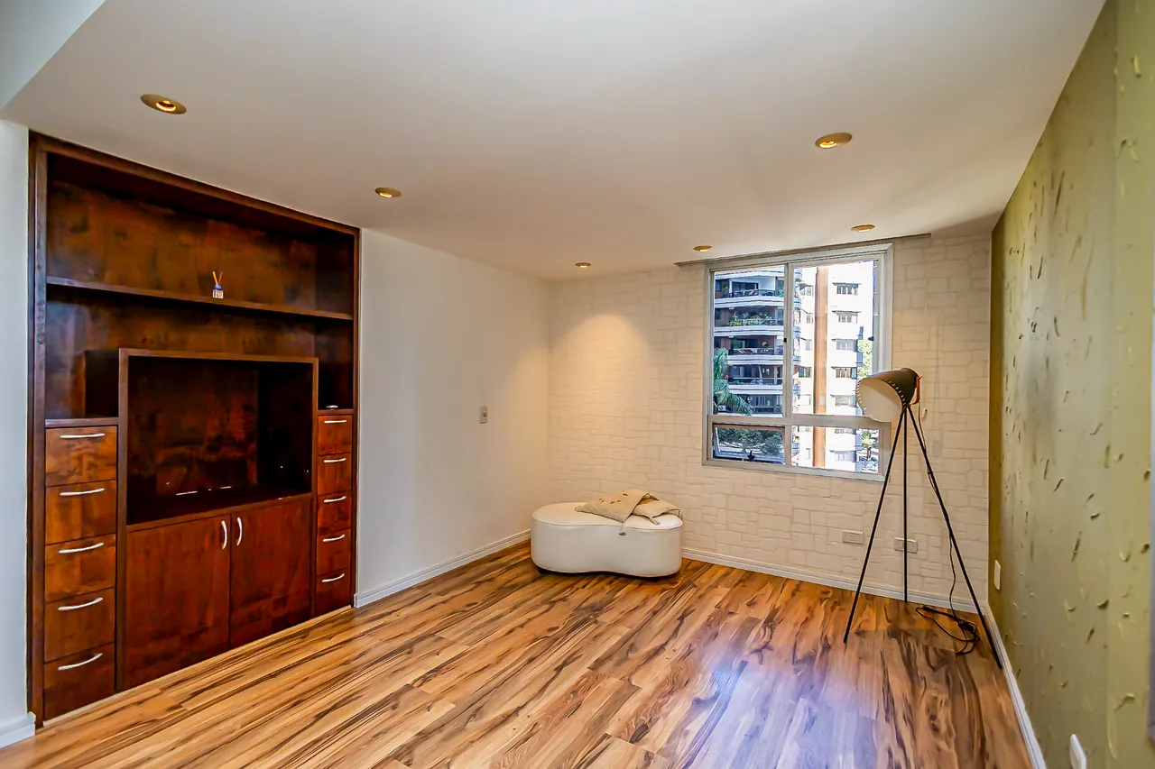 69 m² apartment with 1 bedroom and 1 parking spot — photo 5