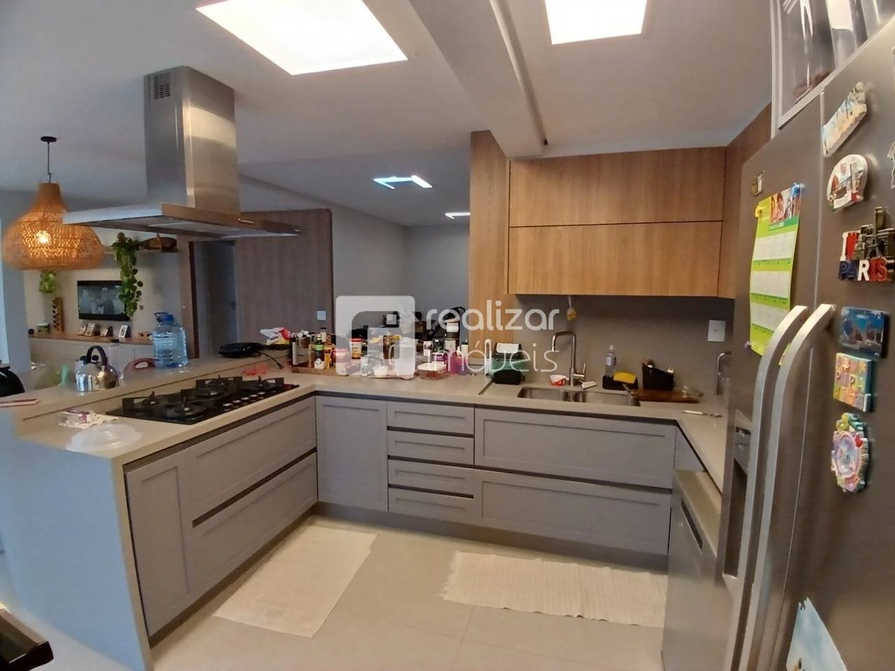 Furnished apartment, 228 m², with floor-to-ceiling windows — photo 8