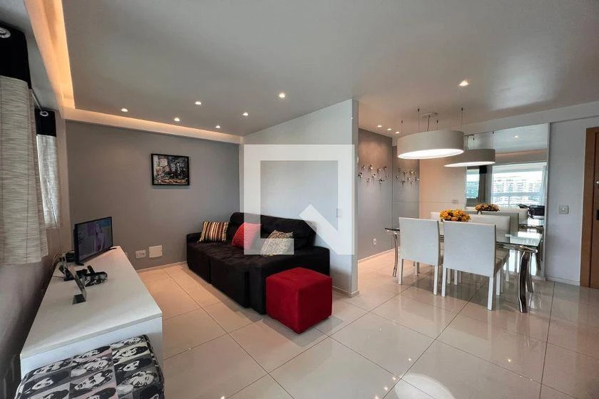 2-bedroom apartment in a building with a gym — photo 7
