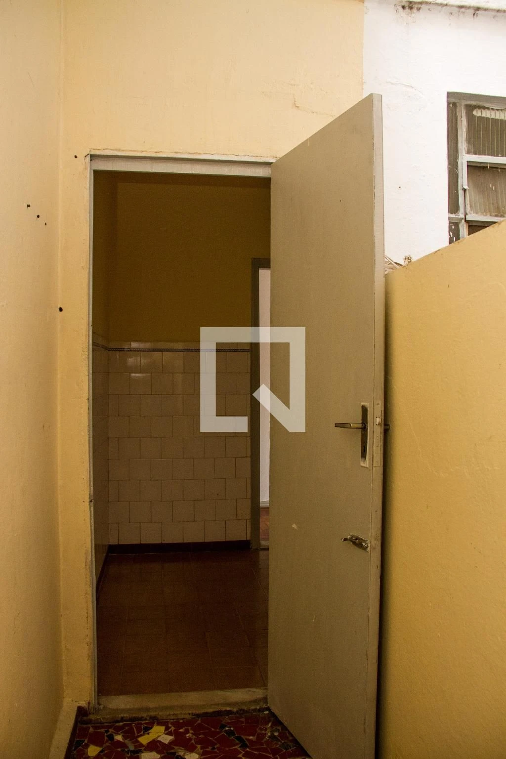 Apartment, 57 m², with wood or laminate floors