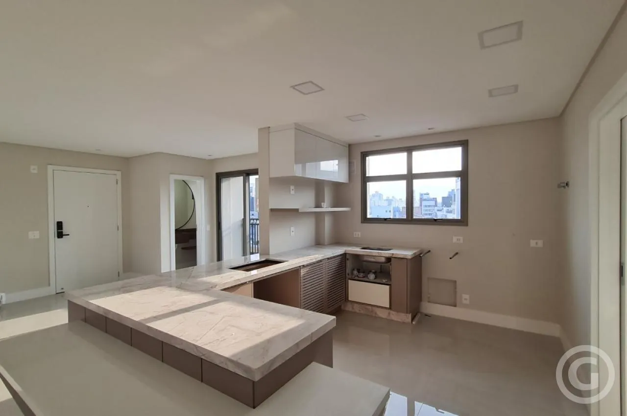 Панорамные окна и 3 спальни: квартира 153 м² — photo 2