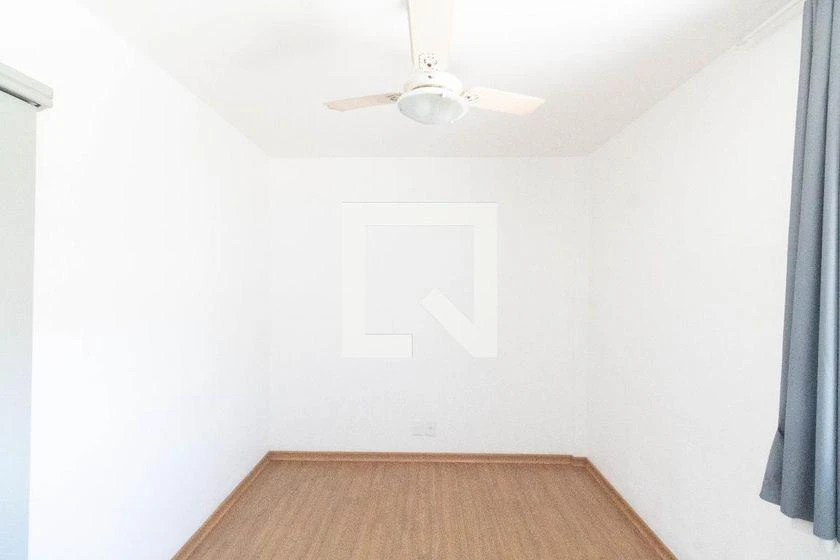 Wood or laminate floors in a 2-bedroom apartment, 50 m² — photo 25