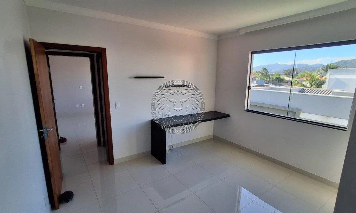 Casa con 3 suites y 372 m² con 2 plazas — photo 25