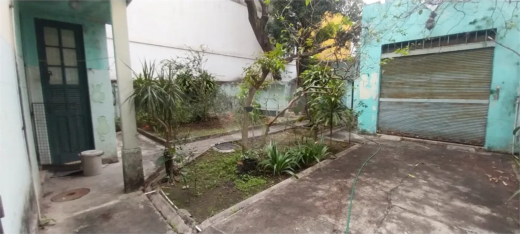 Casa de 226 m² con 6 habitaciones y jardín privado — photo 25