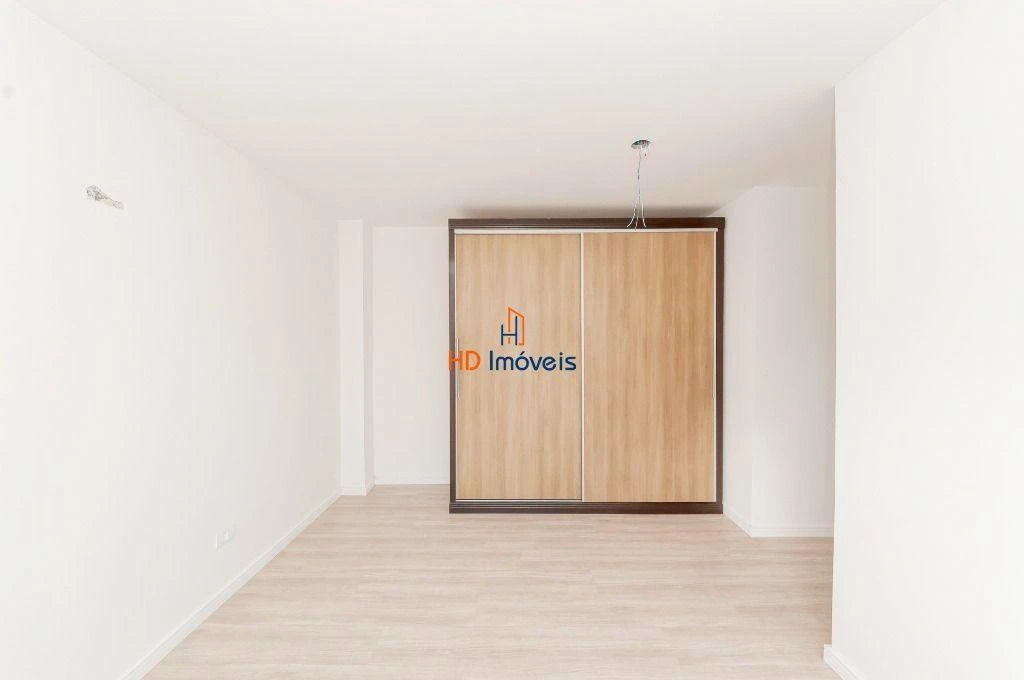 House, 168 m², with a glass-enclosed balcony — photo 6