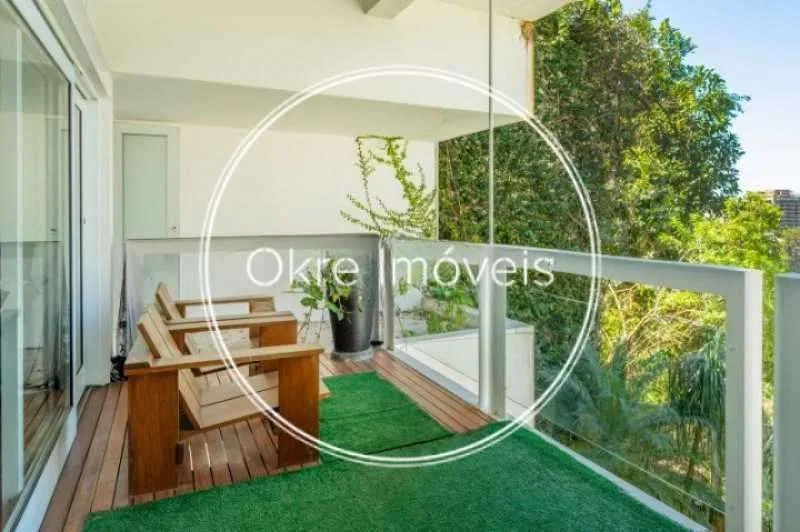 Furnished 644 m² house with 4 bedrooms and 7 bathrooms — photo 29