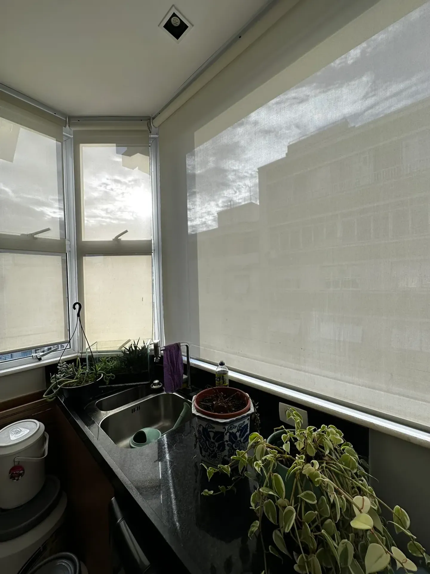 Furnished apartment with 3 bedrooms and 3 bathrooms — photo 56