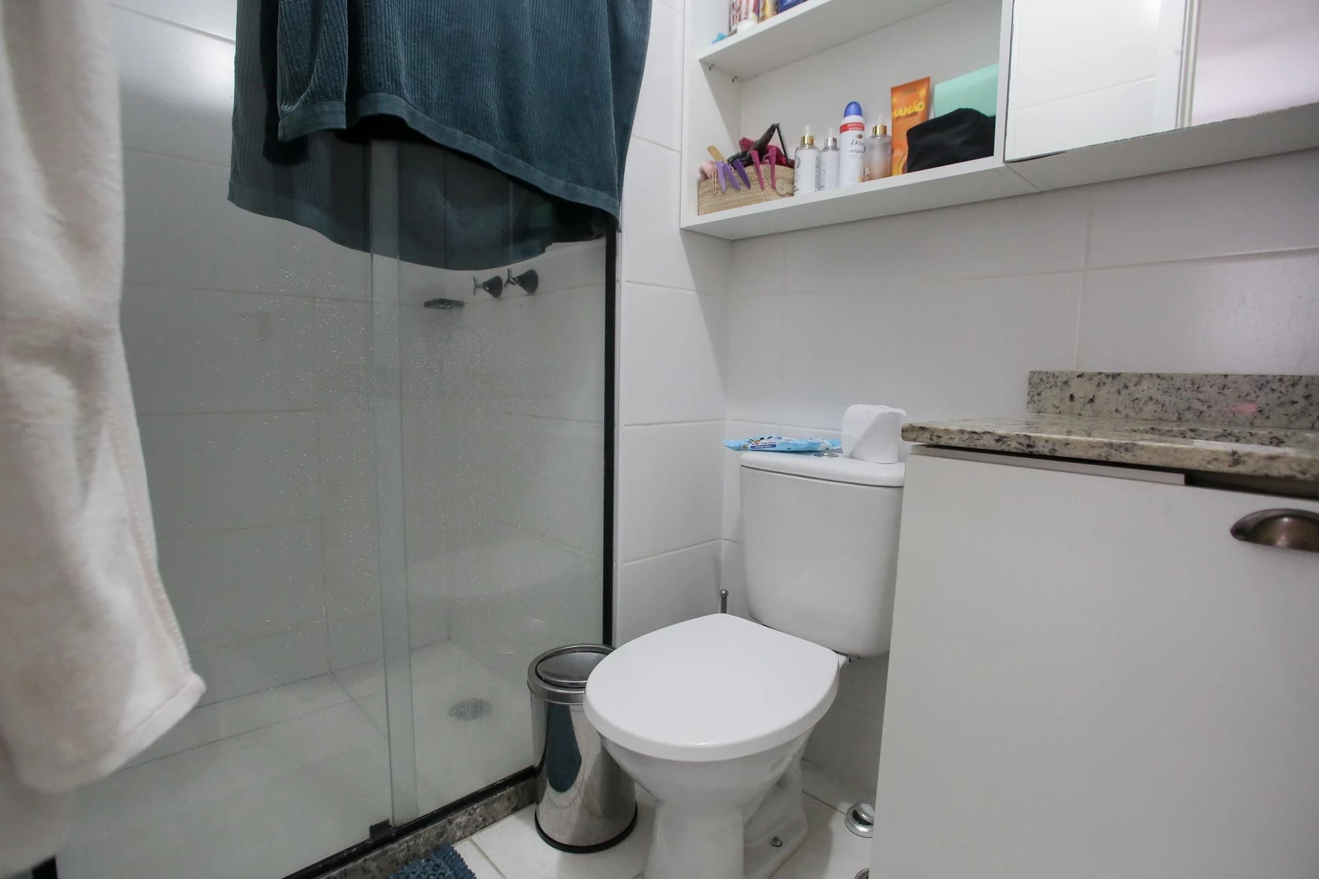 Furnished apartment with 2 bedrooms and open-plan gas kitchen — photo 31