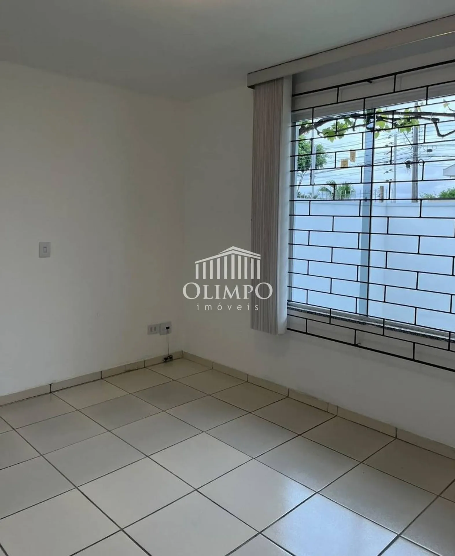 2-bedroom, 94 m² house in Curitiba — photo 3
