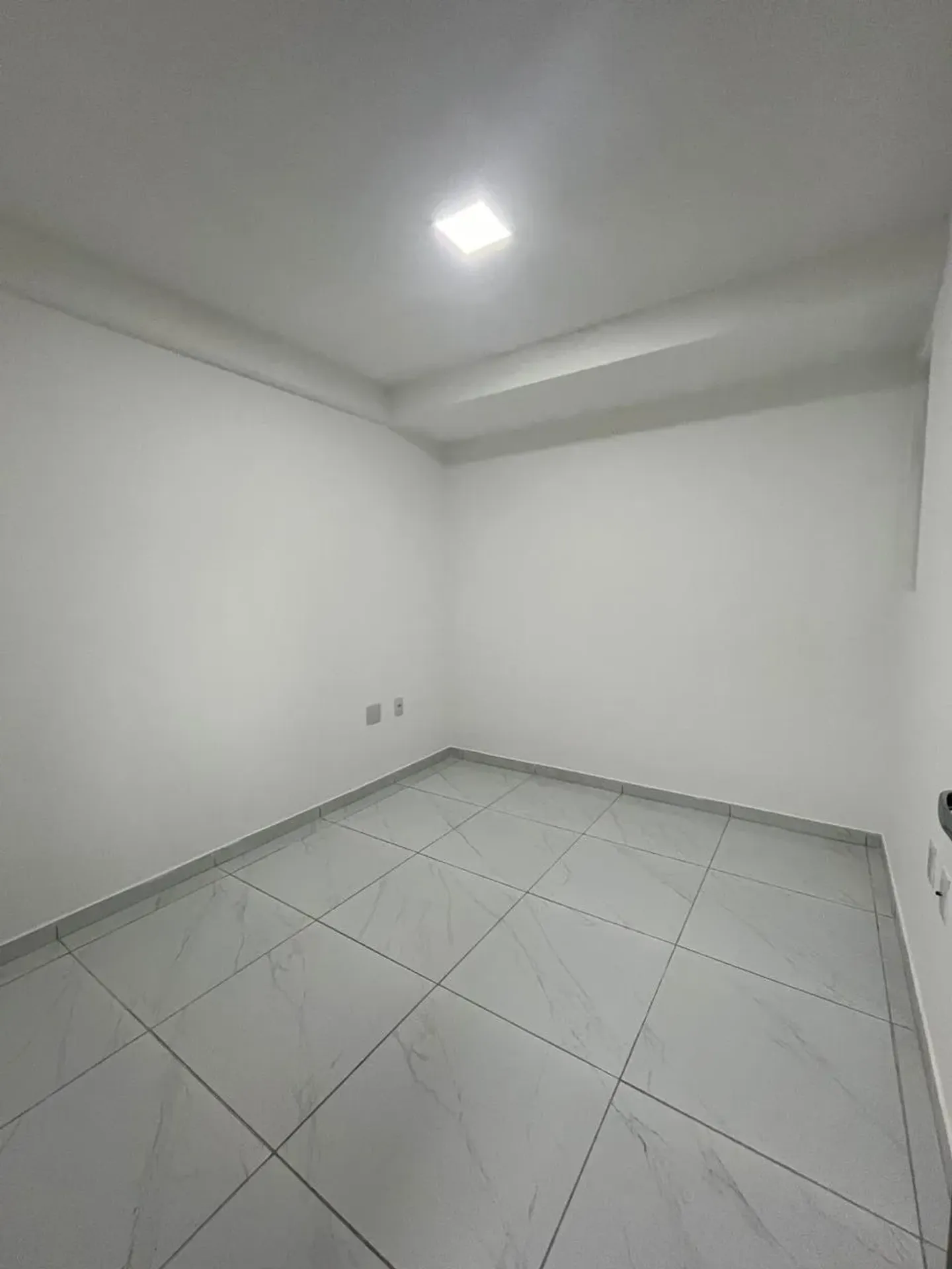 Квартира 83 м² с 3 спальнями и 1 местом в навесе — photo 16