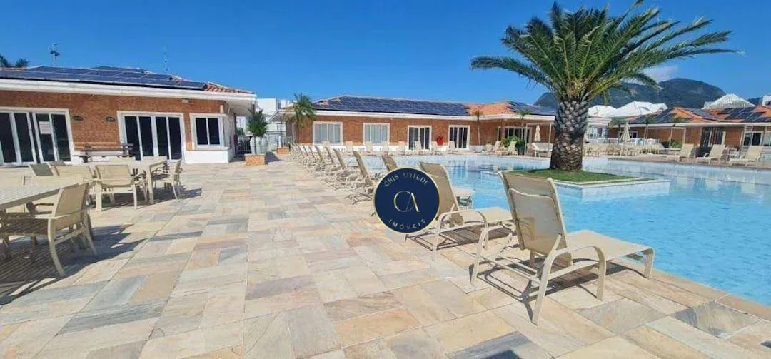 House with 6 bedrooms and 7 bathrooms, 484 m² — photo 29