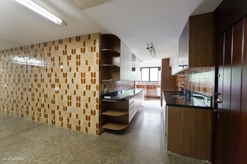Apartamento de 400 m² com 4 quartos e 5 banheiros — photo 37