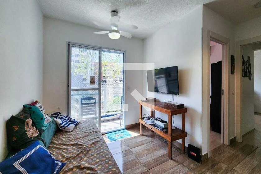 Furnished apartment with 2 bedrooms and 2 bathrooms