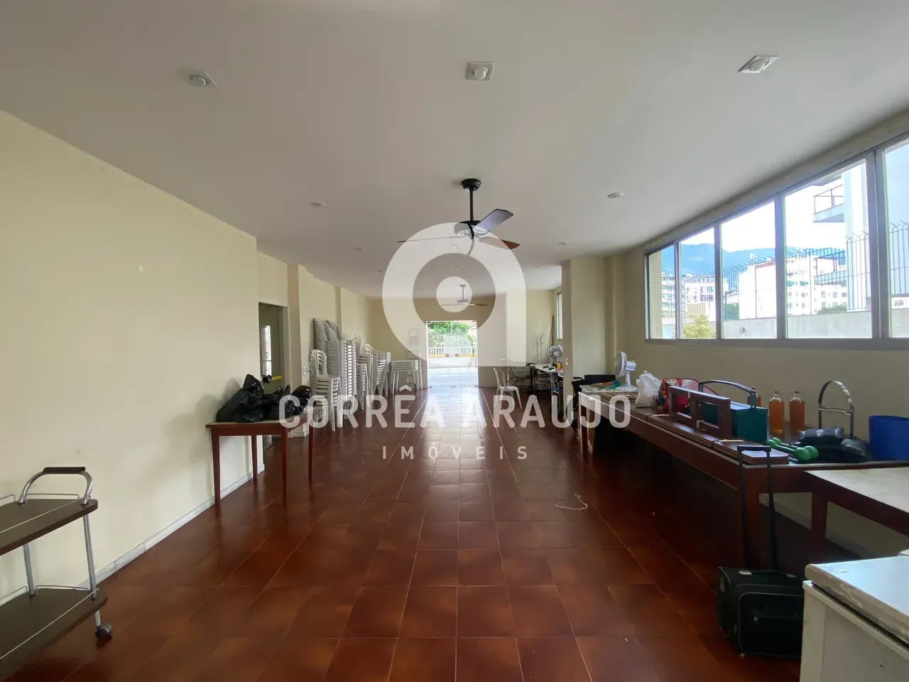 Apartamento de 160 m² com 3 quartos, 2 banheiros e varanda — photo 32