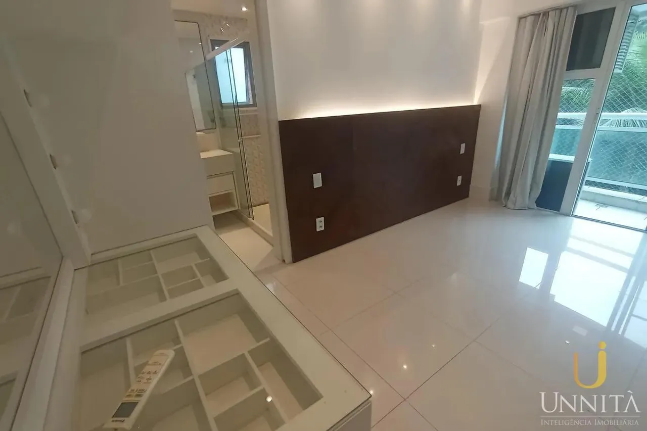 3-bedroom apartment with integrated kitchen and balcony — photo 4