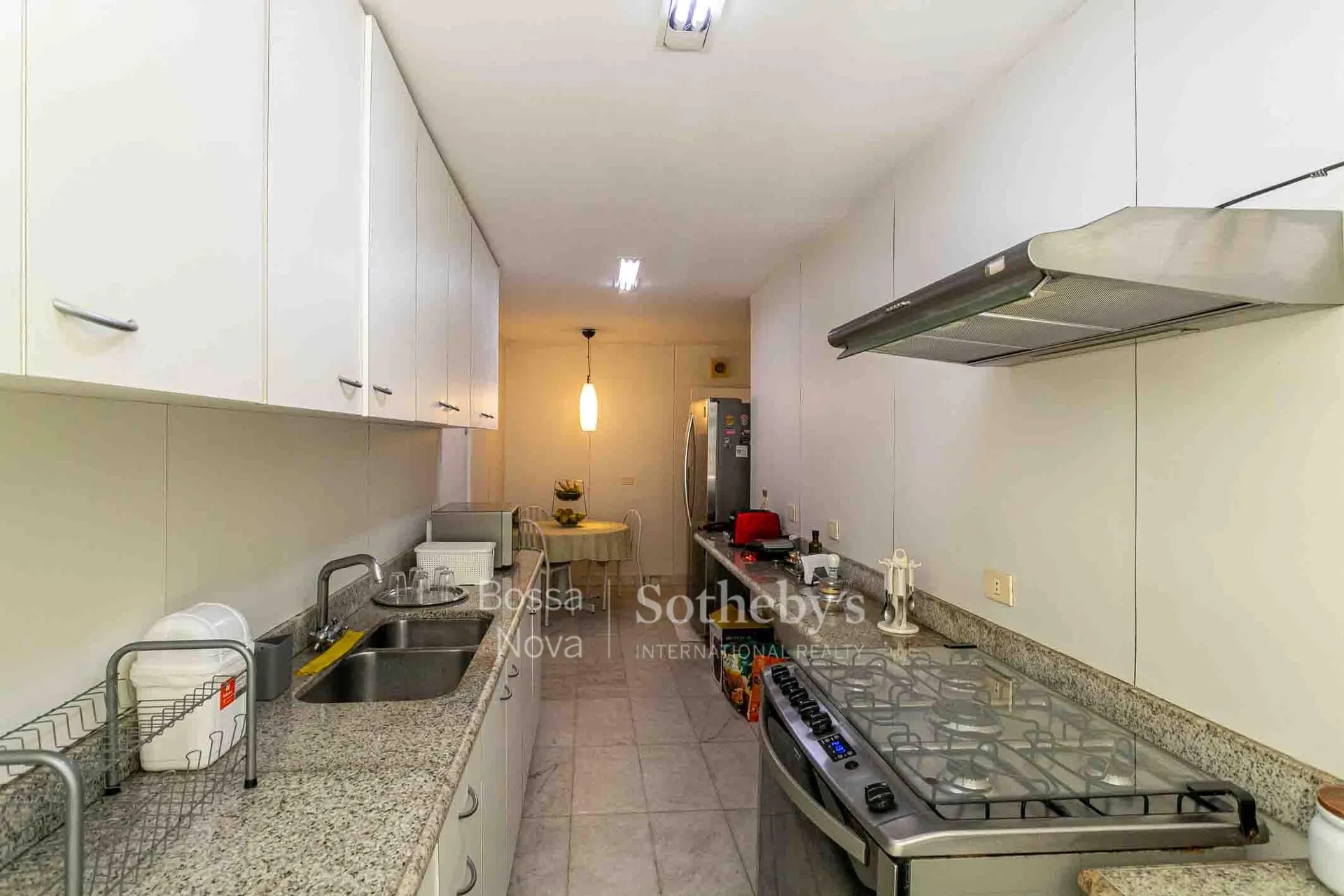 Apartamento mobiliado de 3 quartos com vista para a água — photo 18