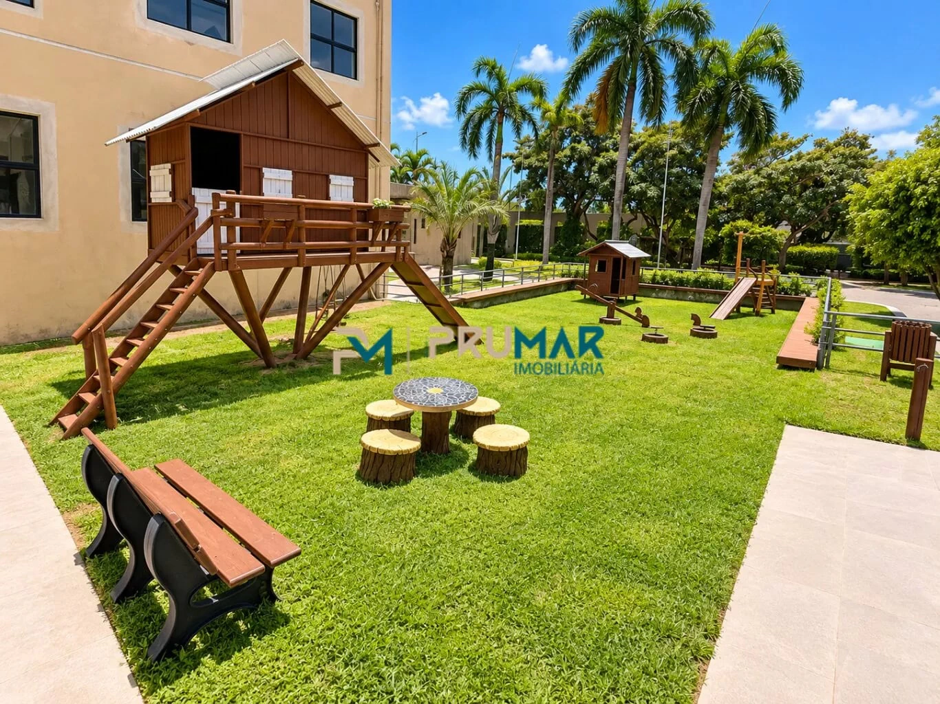 4 quartos e vista para a água: casa de 370 m² — photo 10