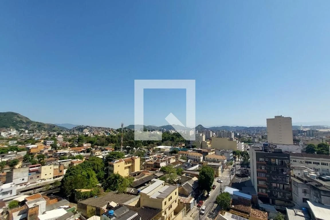2-bedroom apartment in a building with a pool — photo 18