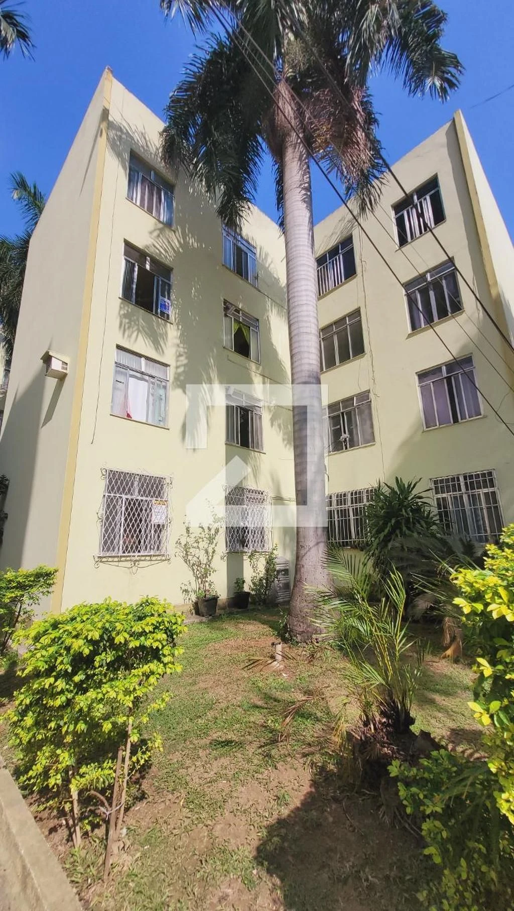 Furnished 2-bedroom apartment with 1 bathroom — photo 17