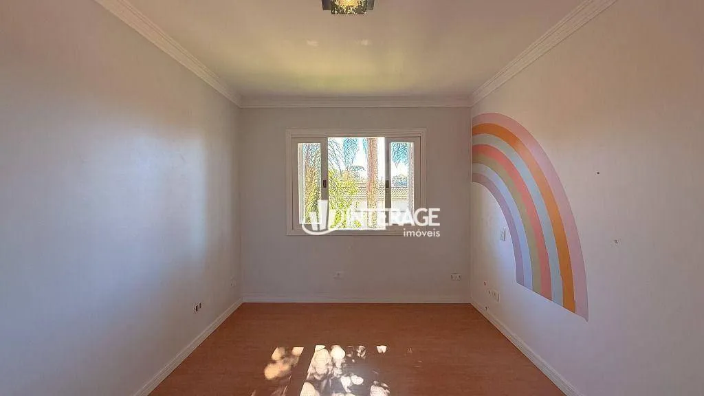 Condo house with private garden and laundry area — photo 43