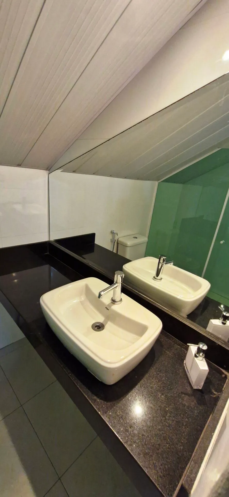 Casa mobiliada com 3 dormitórios e 526 m² — photo 38