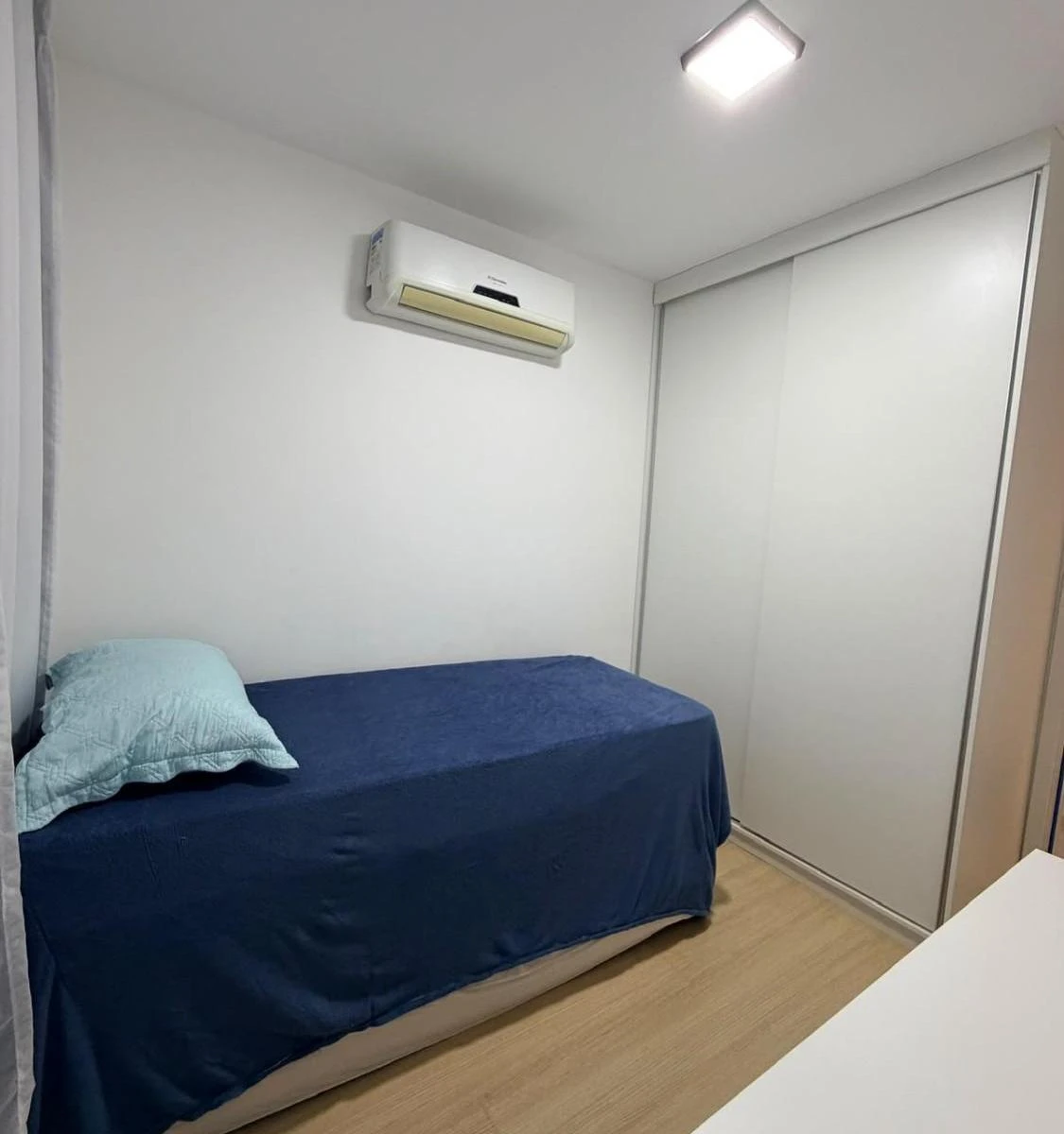Квартира 57 м² з робочим місцем та пральною машиною — photo 6