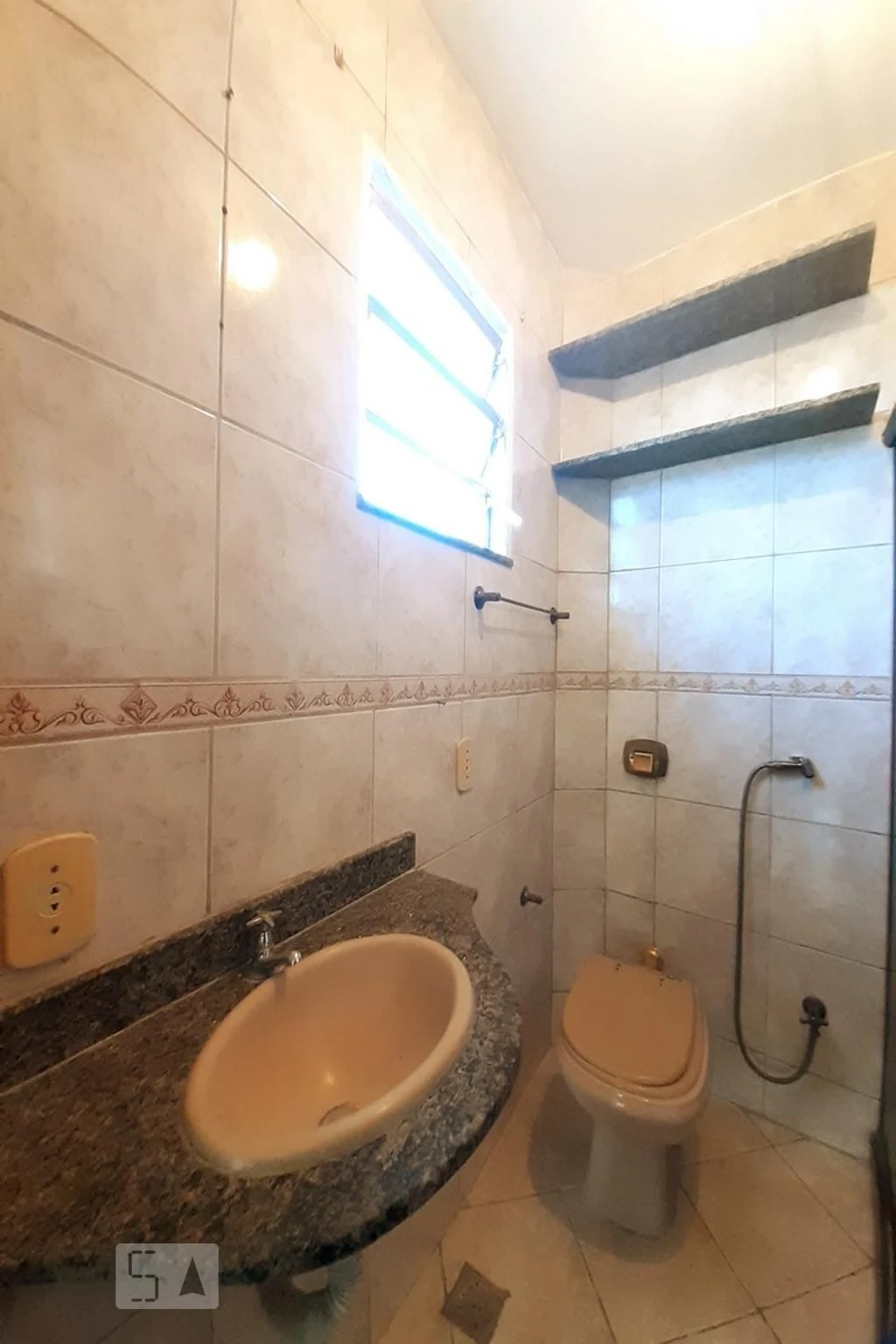 House for rent with 3 en-suite bedrooms and 4 baths — photo 38