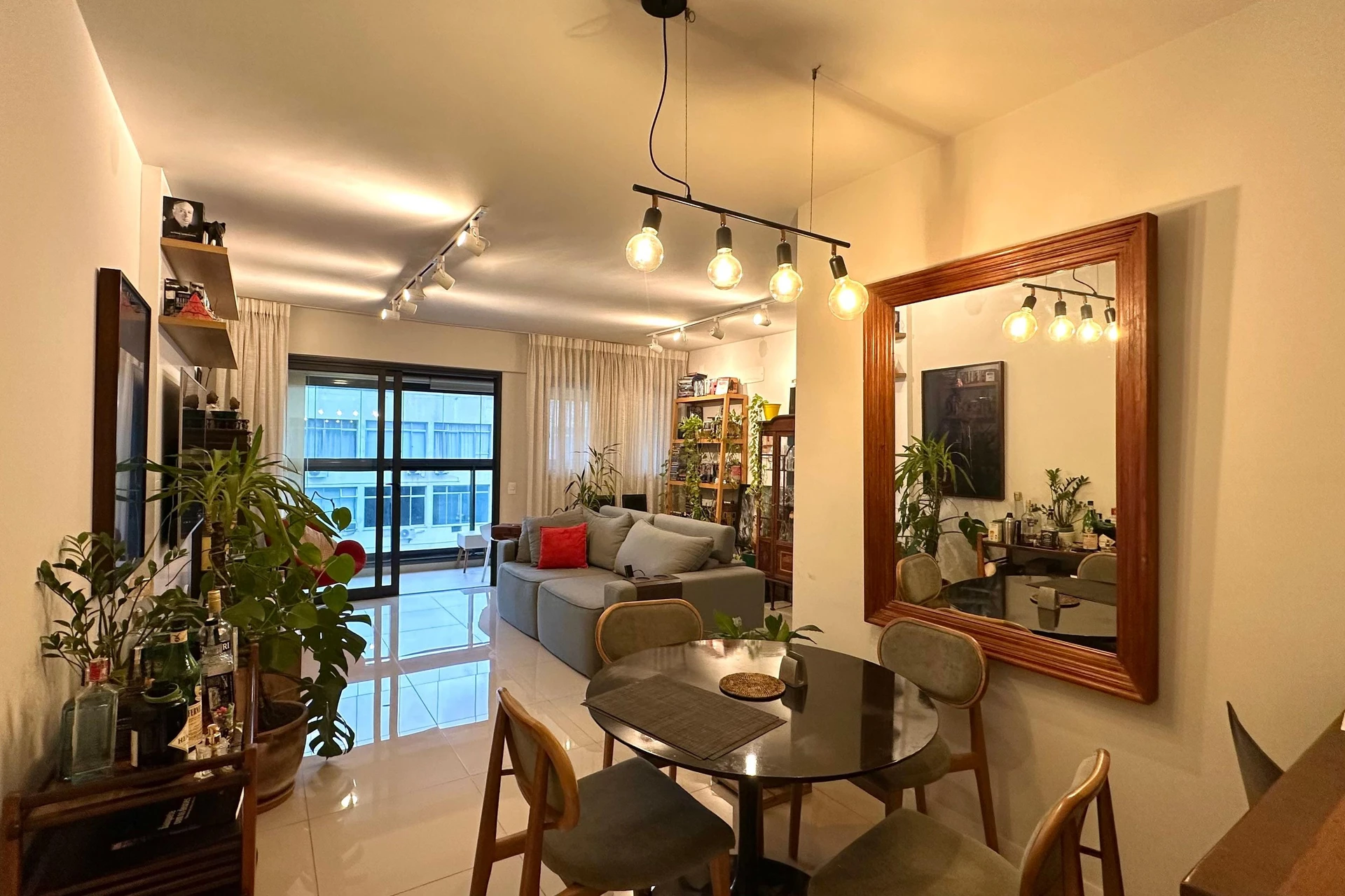 2-bedroom apartment with floor-to-ceiling windows — photo 8