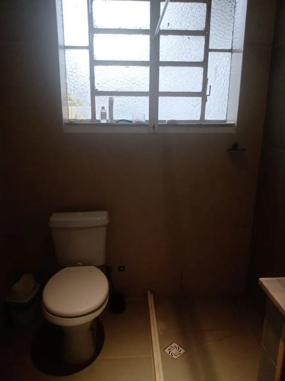 2-bedroom apartment with 1 bathroom, no parking — photo 5