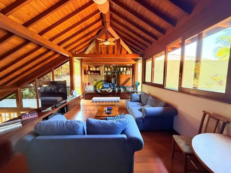 Casa com 5 dormitórios e pet permitido — photo 22