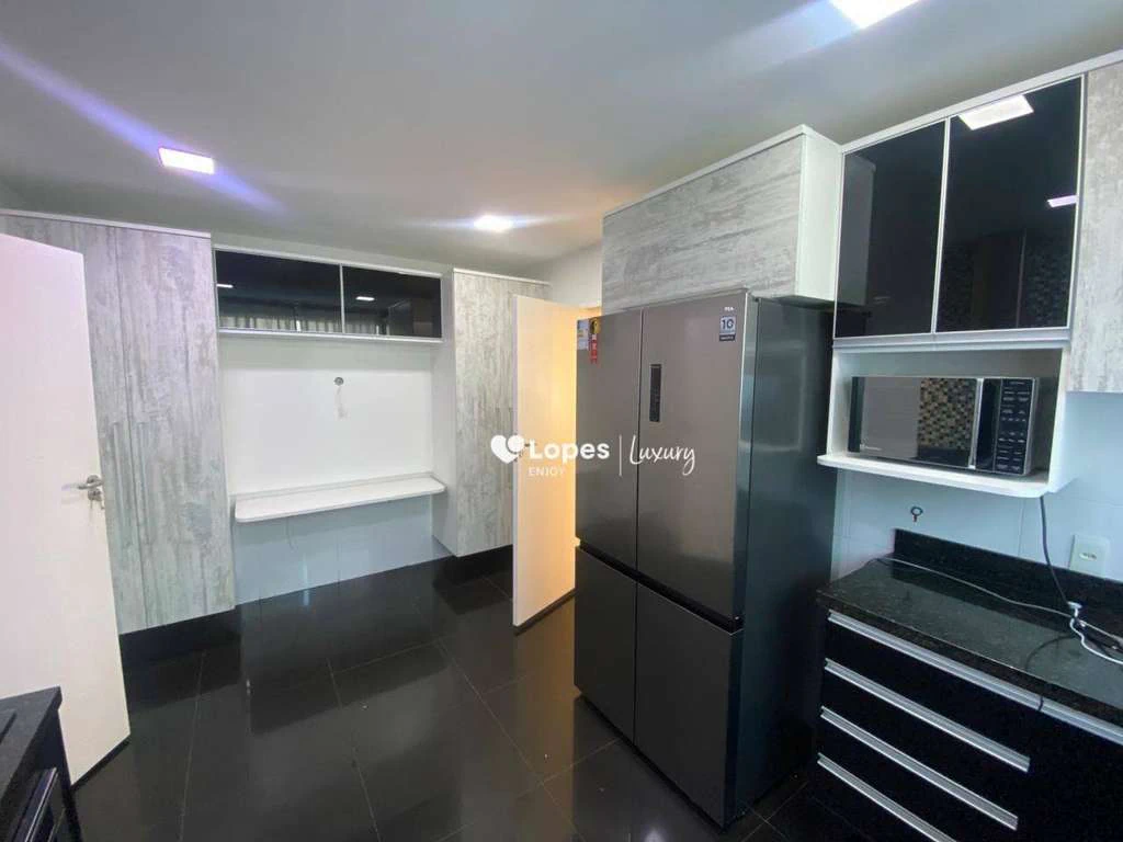 Furnished house with 6 bedrooms and separate kitchen — photo 10