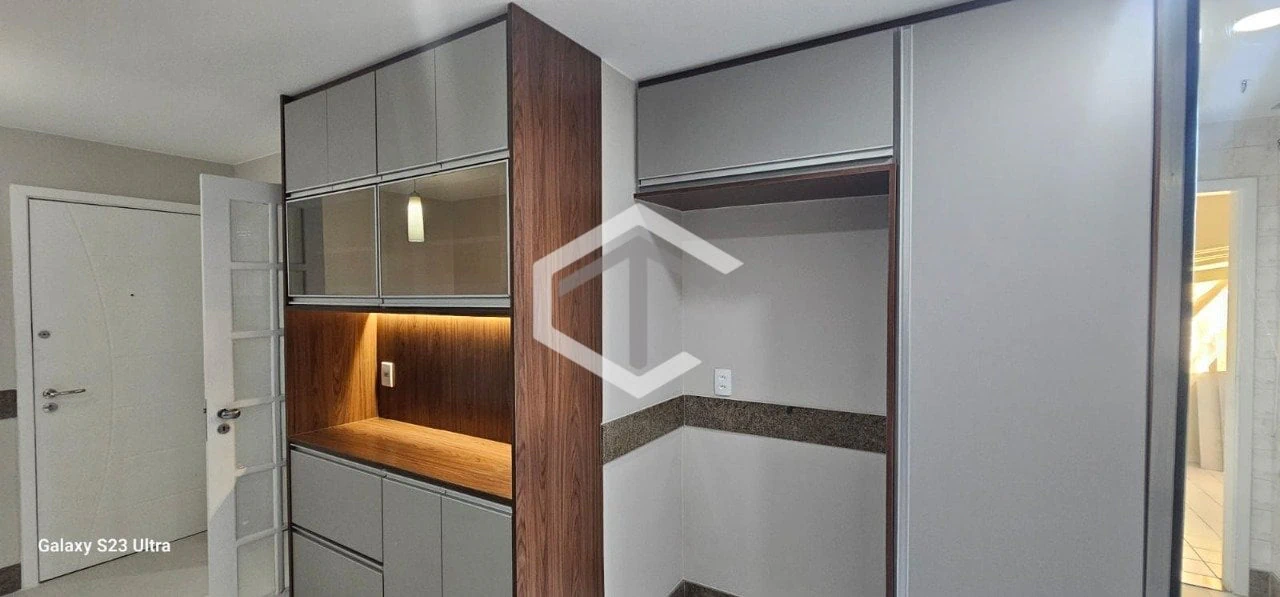 Apartamento com 3 suítes e 2 vagas em 193 m² — photo 4
