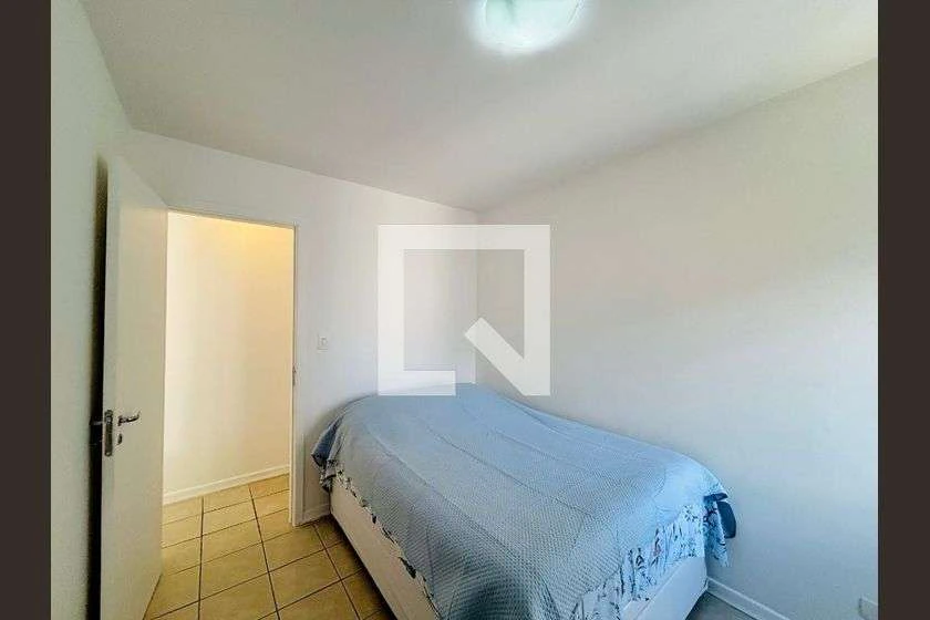 1-bedroom apartment with an open kitchen and balcony — photo 3