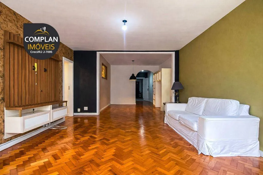 Apartamento com 3 quartos e armários embutidos — photo 14