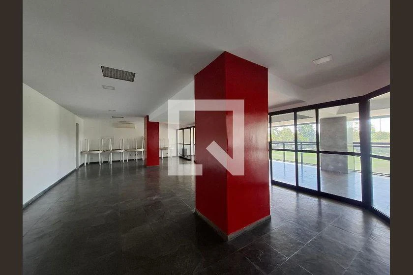 110 m² apartment with built-in wardrobes and a balcony — photo 36