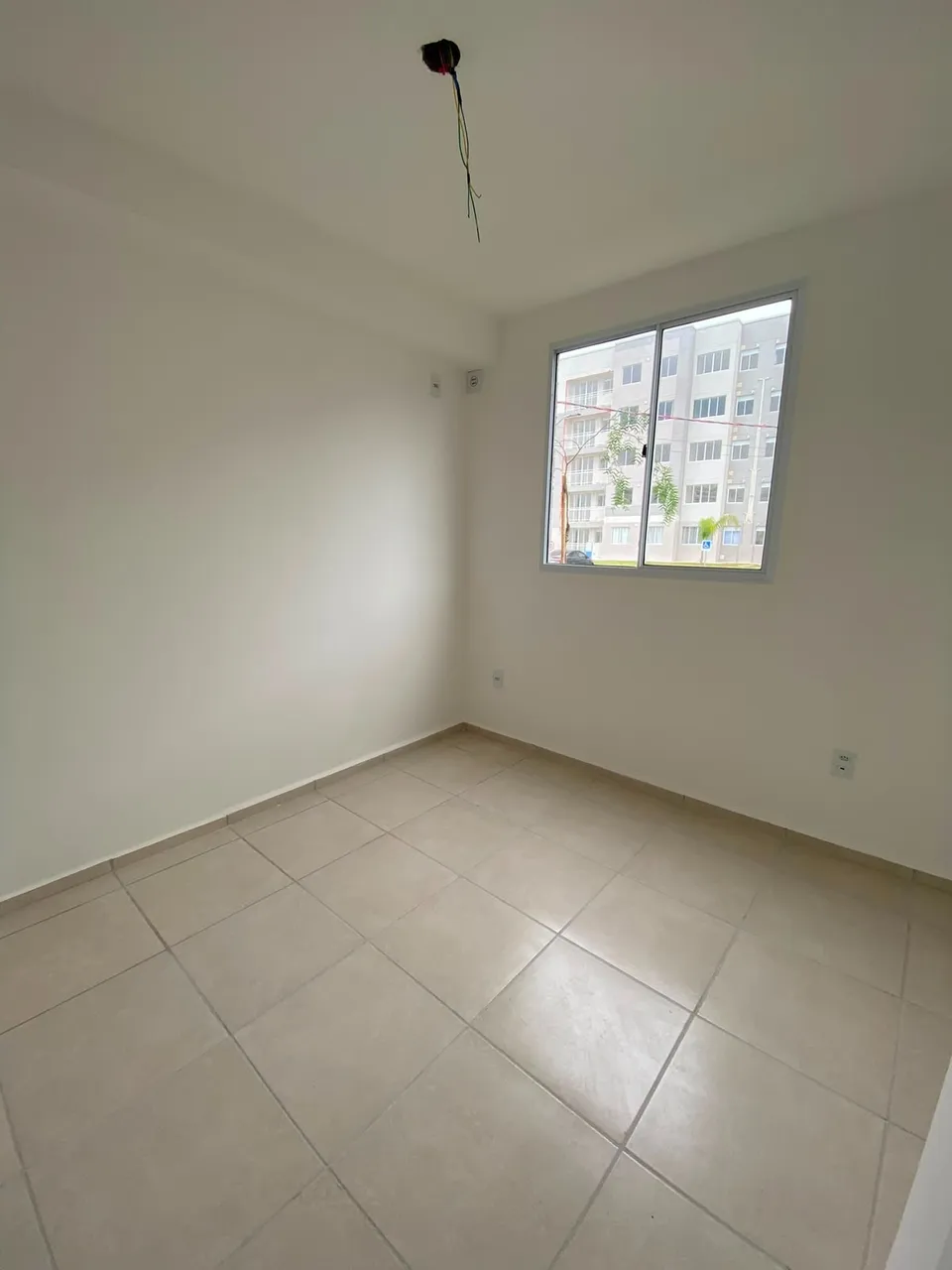 3-bedroom apartment with a closed kitchen and gas stove — photo 6