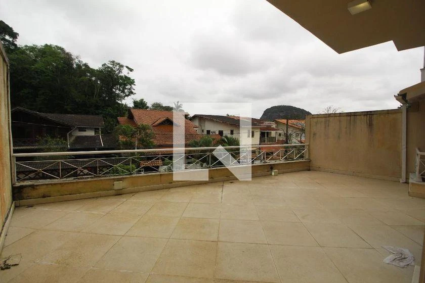 House, 475 m², with floor-to-ceiling windows — photo 4