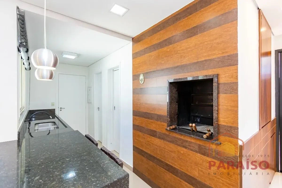 4-bedroom house with a grill on the balcony in Curitiba — photo 14