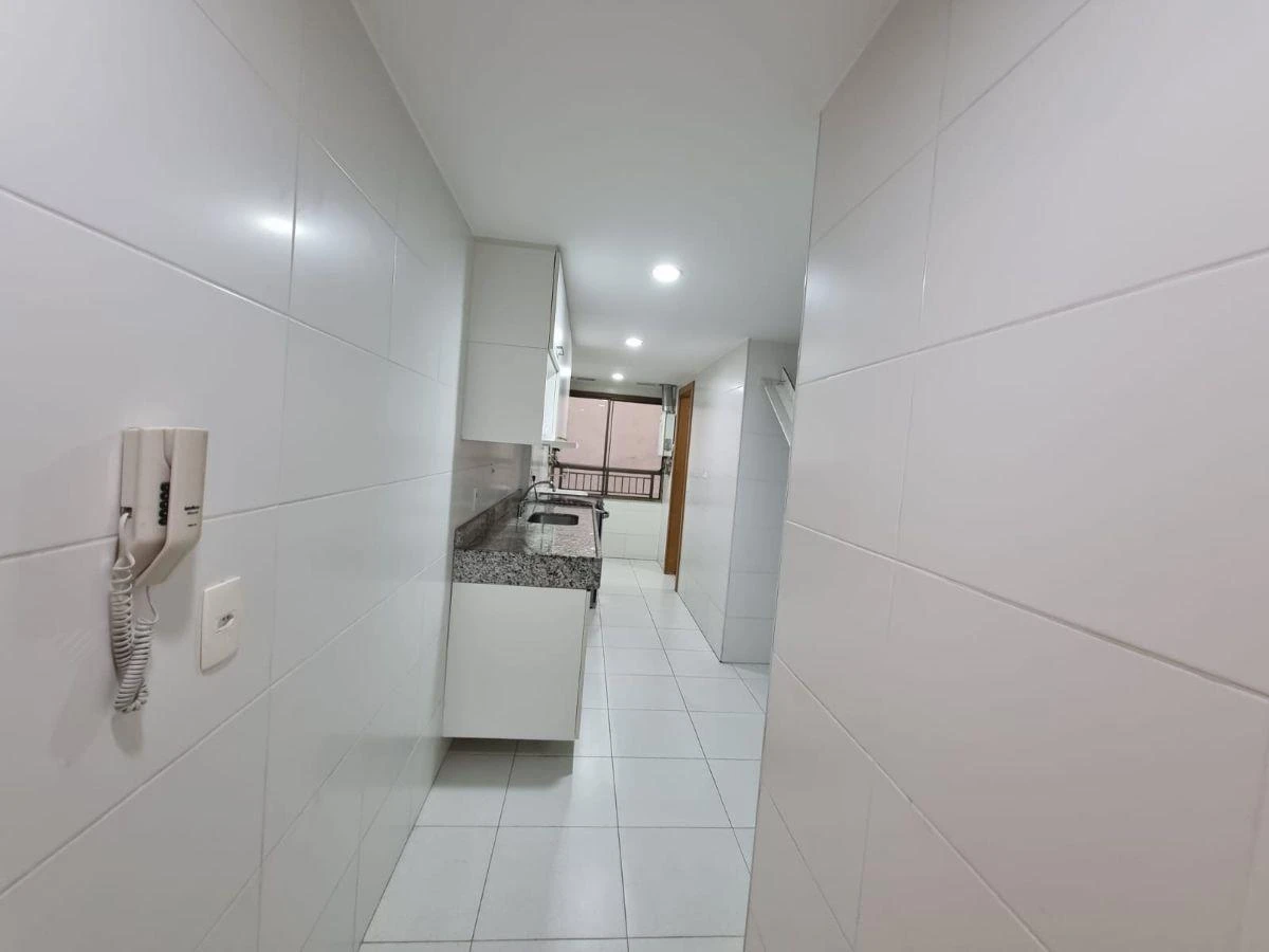 4-bedroom apartment in a building with a sauna — photo 31