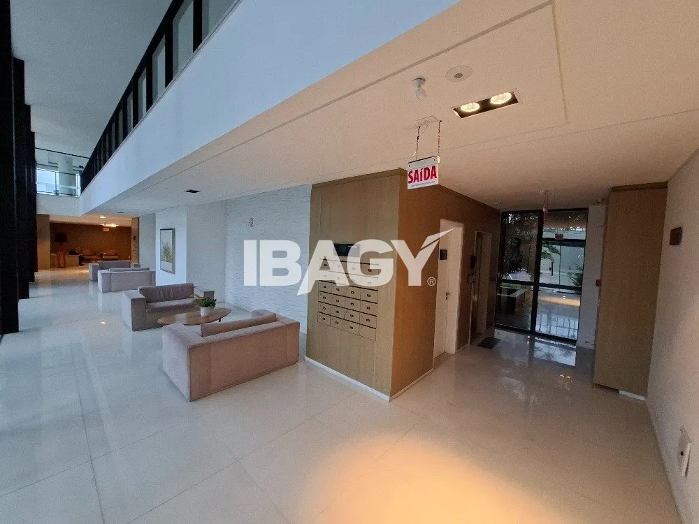 Furnished apartment with 2 bedrooms and 2 parking spots — photo 36