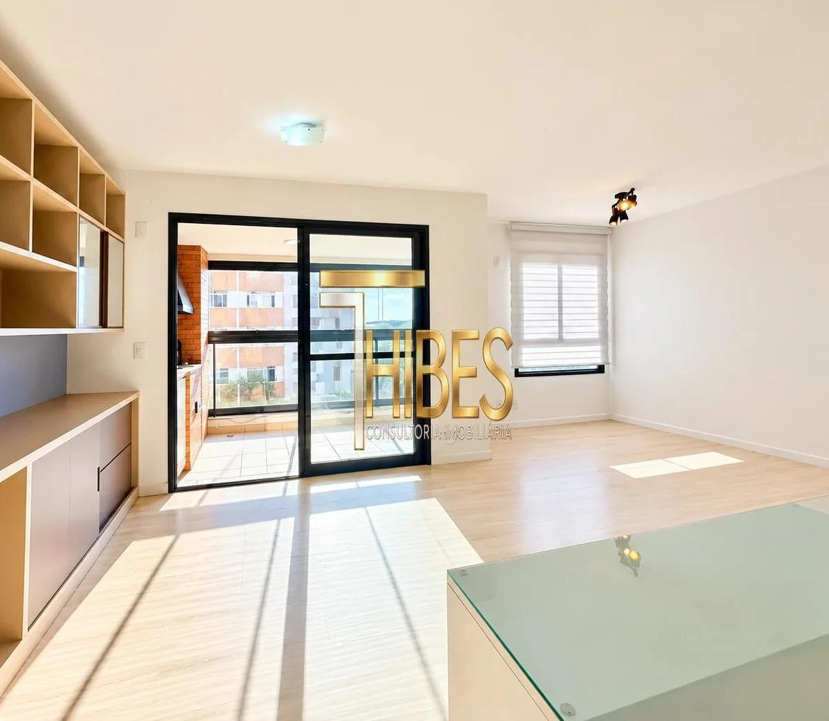 Apartamento, 110 m², com janelas do piso ao teto — photo 26
