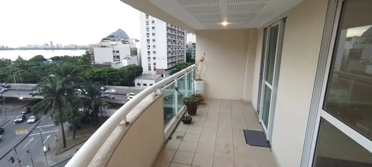 173 m² apartment with 1 bedroom and 3 bathrooms — photo 45