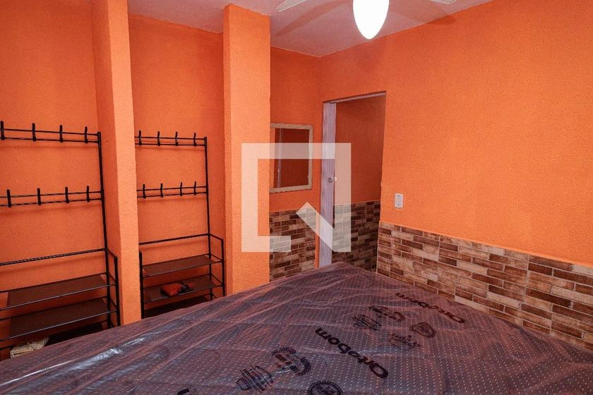 Furnished house with a pool and 3 bedrooms — photo 27
